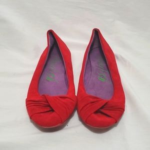 Blowfish Malibu size 9 red faux Suede flats good condition